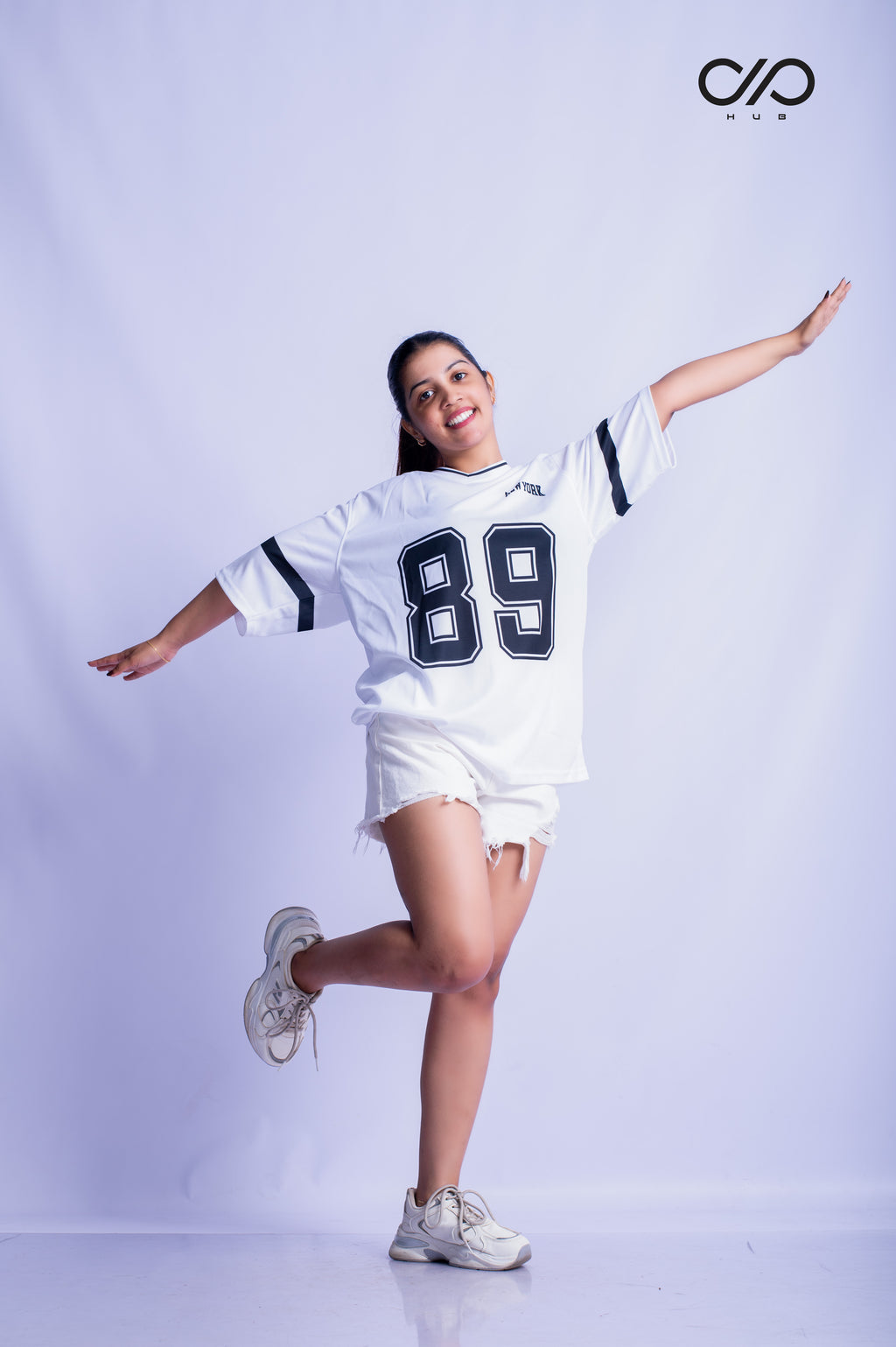 V-collar Croshole material T-shirt Unisex New York Edition